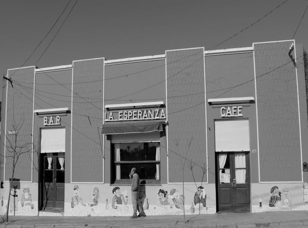 La Transformación Física: Disciplina, Gimnasio y Retoques Estéticos